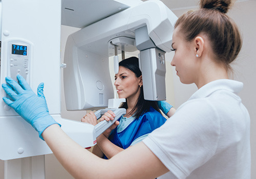 orthodontist-first-visit-icat-scan