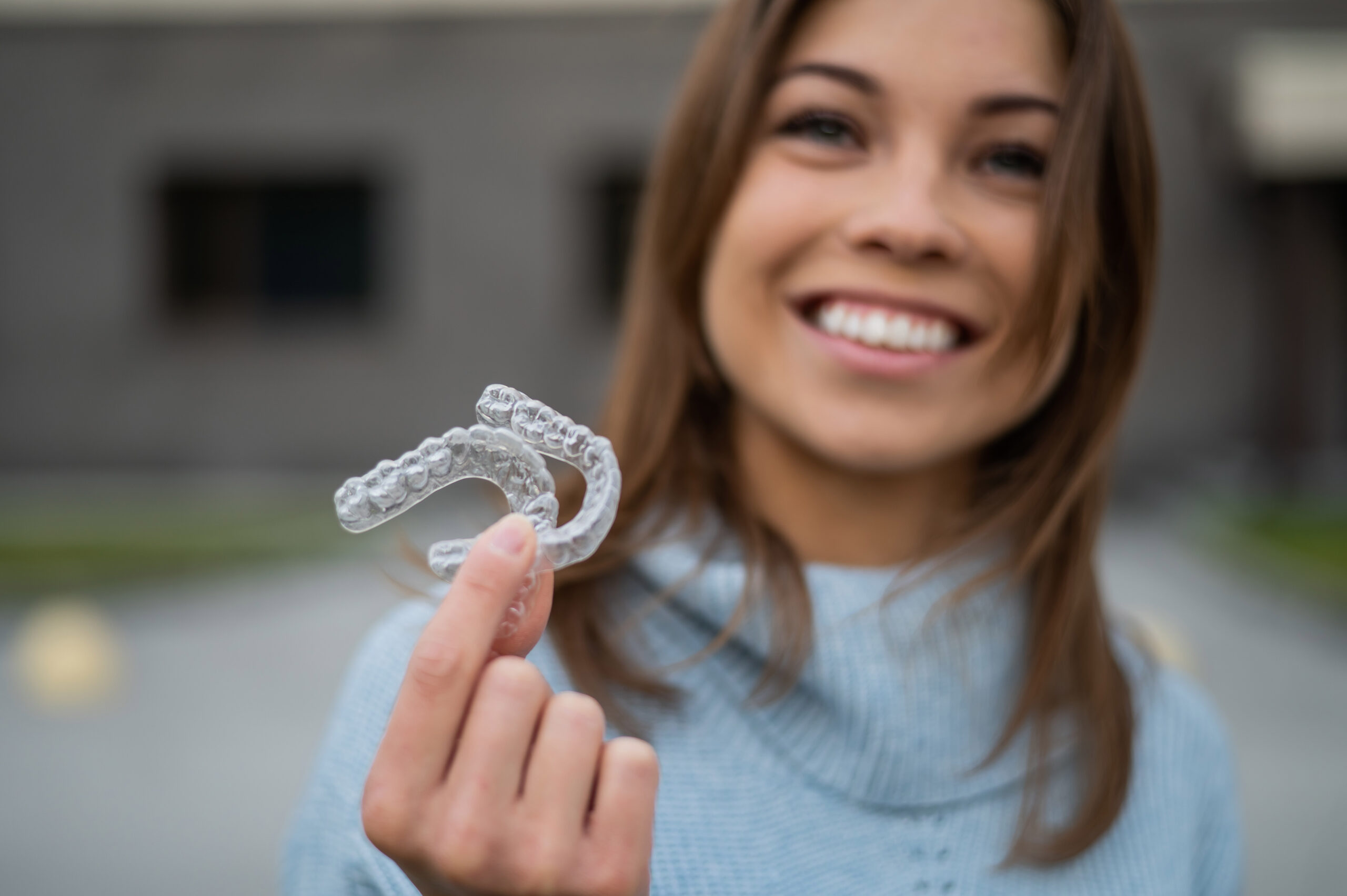 The Top 10 Things to Know About Wearing Your Retainer